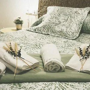 Apartamento La Teja-parking Privado Apartamento Carmona (Seville)